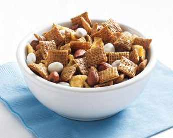 Party mixes make fun snacks for any gathering Image